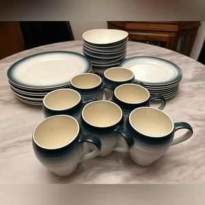 dinnerware Mikasa swirl ombre blue plates , bowls , and mugs